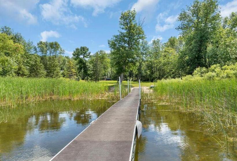 Blue Moon Resort & Motel