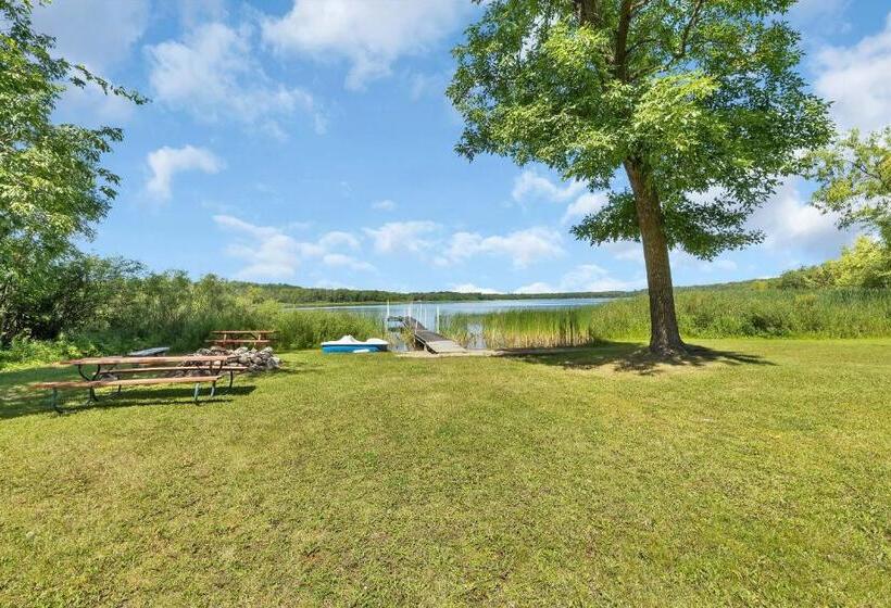 Blue Moon Resort & Motel