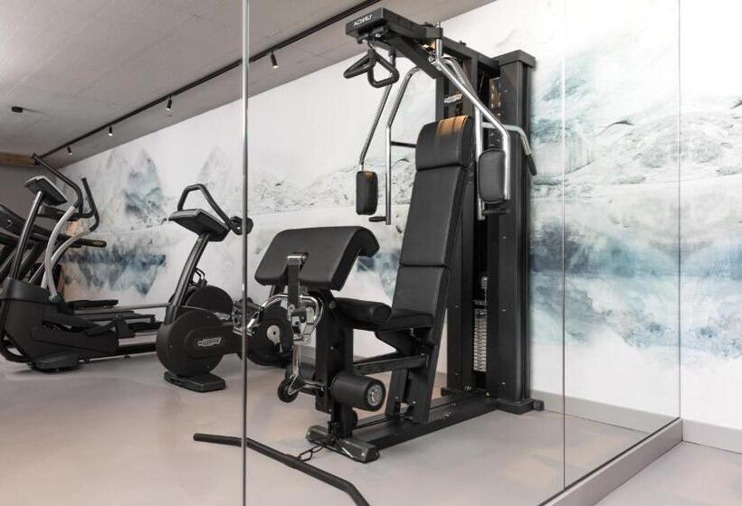 Going Triple A Apartments West