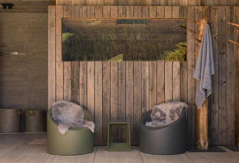 Going Triple A Apartments West