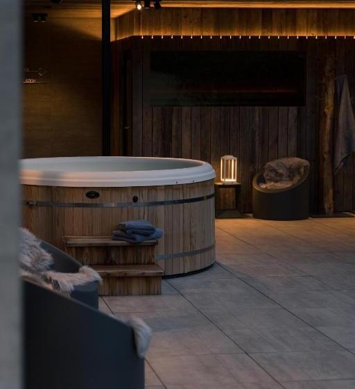 Going Triple A Apartments West