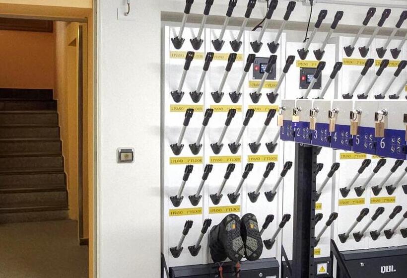 בית מלון כפרי Albergo Alpenrose