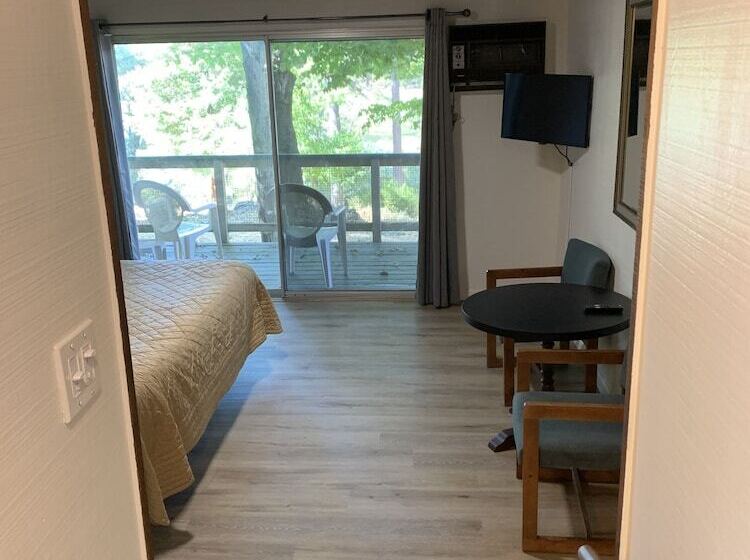 酒店 Alta Sierra Village Inn