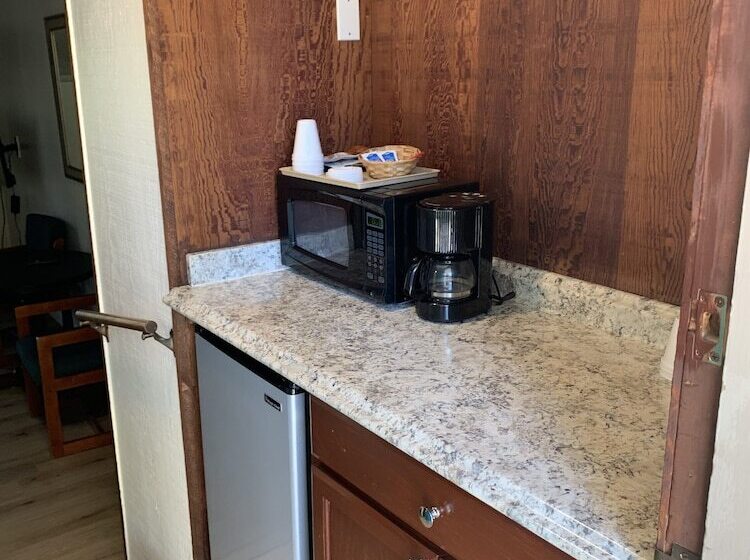 酒店 Alta Sierra Village Inn