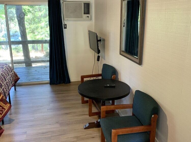 酒店 Alta Sierra Village Inn