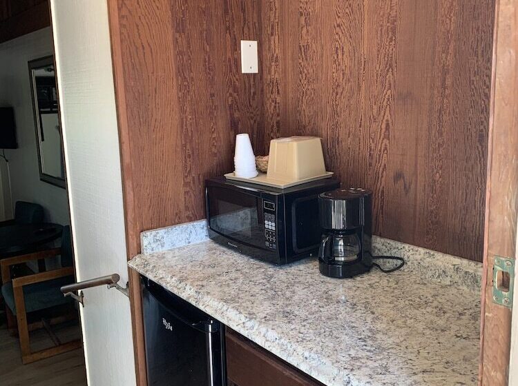 酒店 Alta Sierra Village Inn