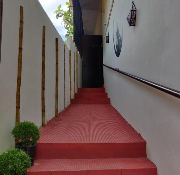 ホテル Blue Waves Beach Residency