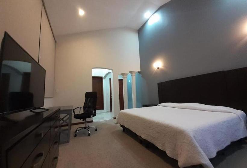 Отель Candelero