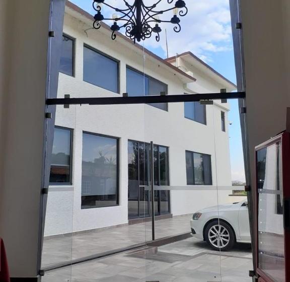 Отель Candelero