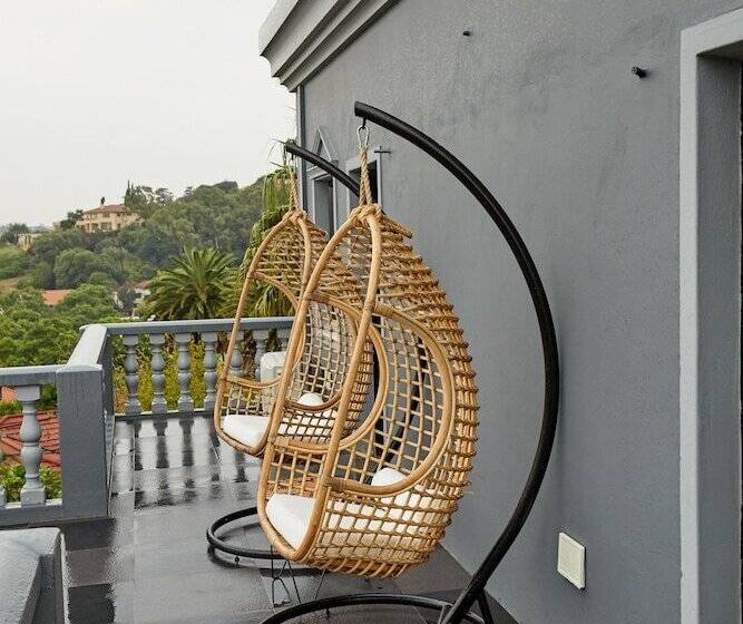 Отель Daze House