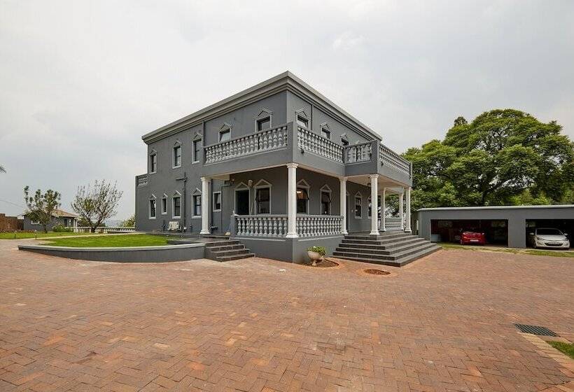 Отель Daze House