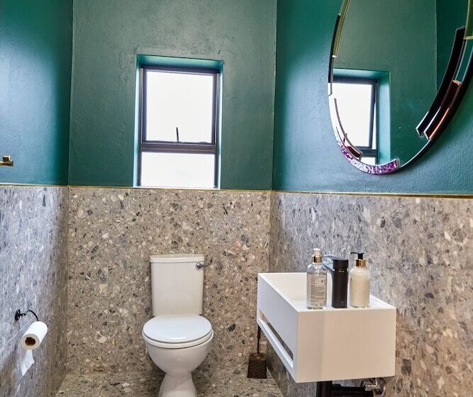 Отель Daze House