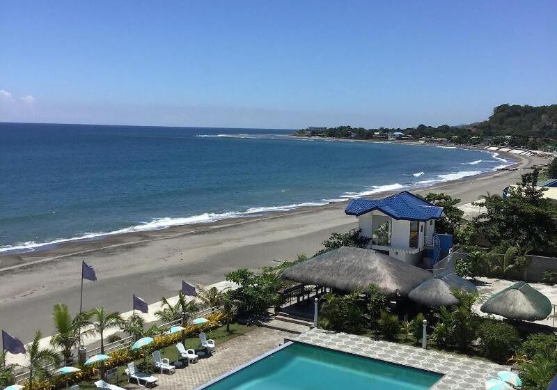 Em Royalle Hotel & Beach Resort