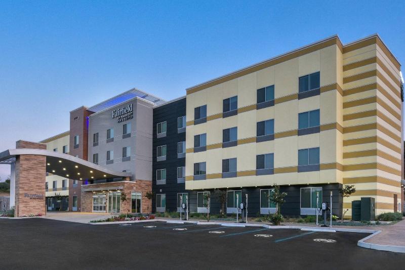 בית מלון כפרי Fairfield Inn & Suites By Marriott Moorpark Ventura County