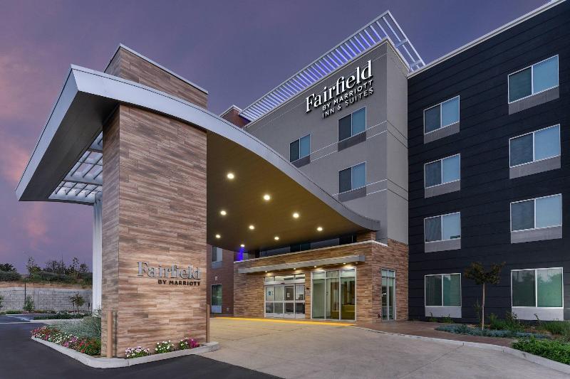 בית מלון כפרי Fairfield Inn & Suites By Marriott Moorpark Ventura County