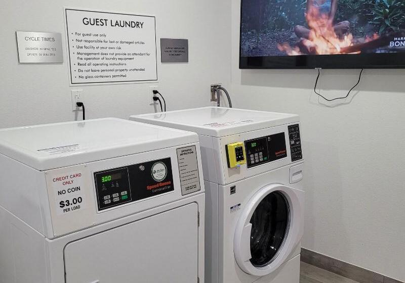 בית מלון כפרי Fairfield Inn & Suites By Marriott Moorpark Ventura County