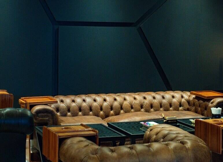 فندق Johari Rotana