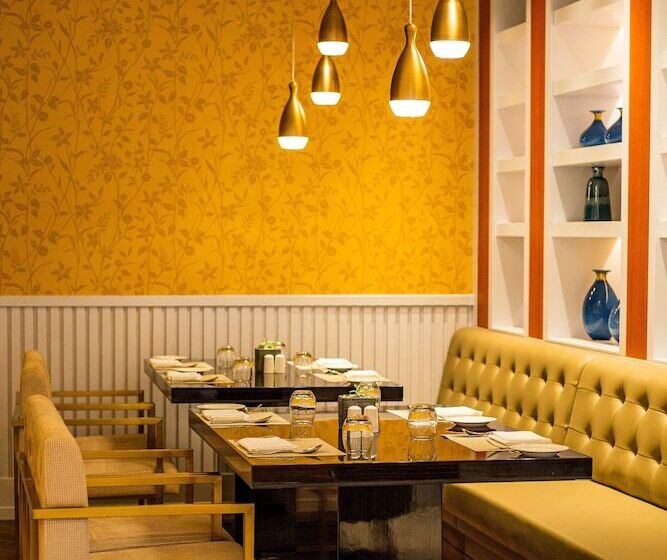 فندق Johari Rotana