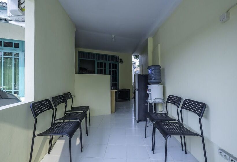 فندق Oyo 1750 Lourdes