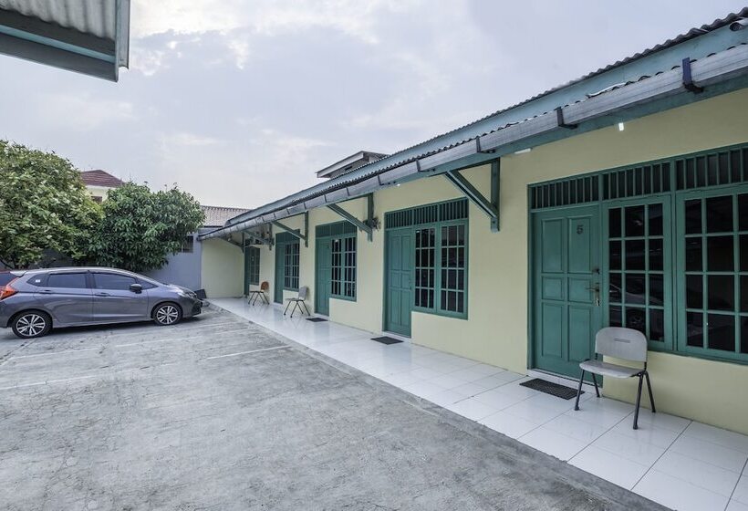 فندق Oyo 1750 Lourdes