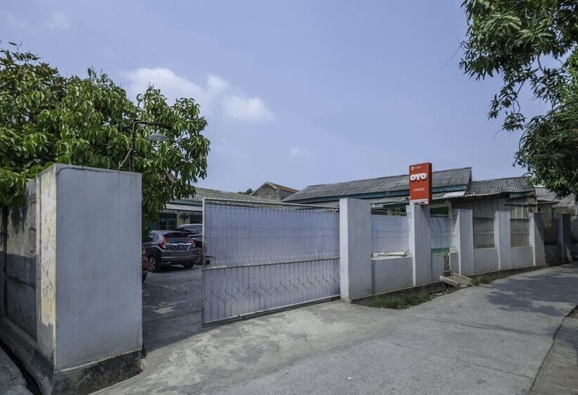 فندق Oyo 1750 Lourdes