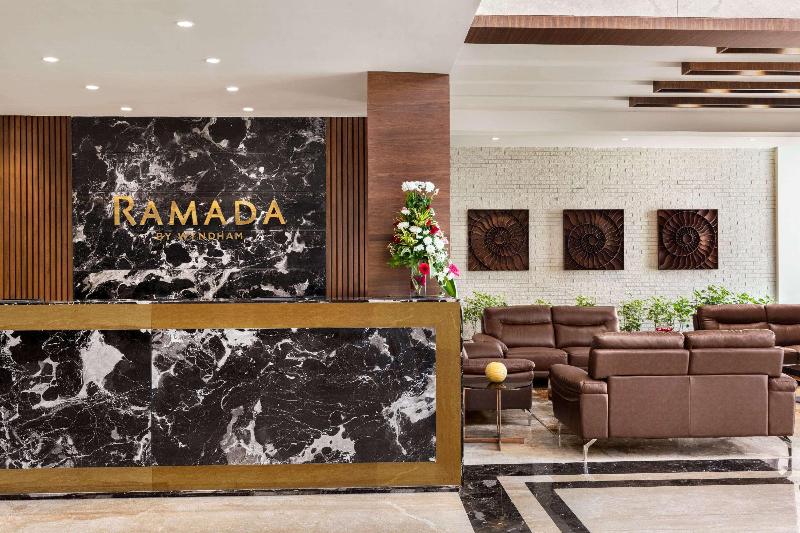 Hotel Ramada By Wyndham Gandhidham Shinay