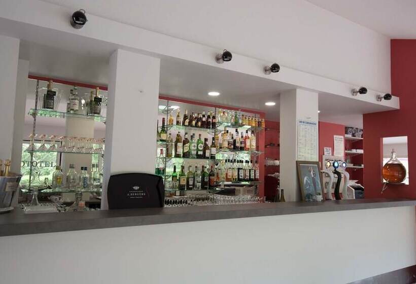 Отель Restaurant L Artiere