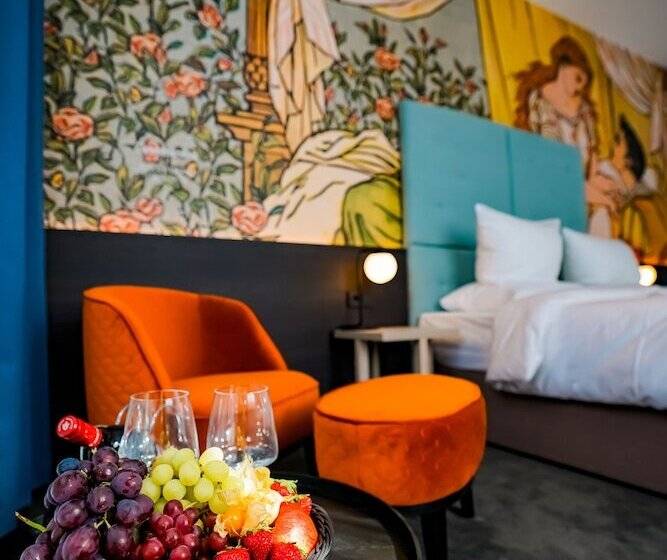 Отель Viktorosa