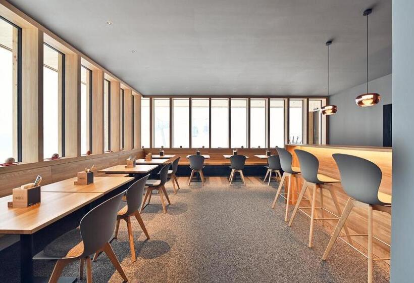 فندق Warth52 W52 Apartments