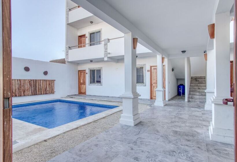 Capital O Hotel Yukon