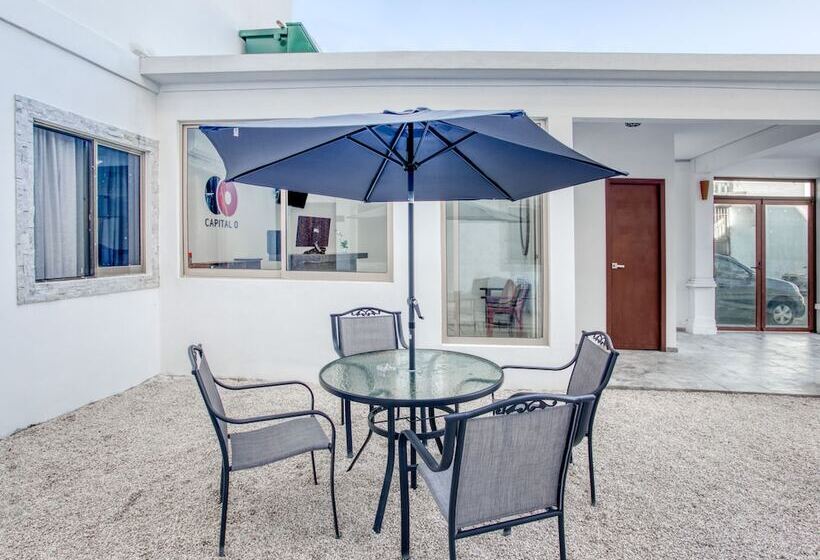 Capital O Hotel Yukon