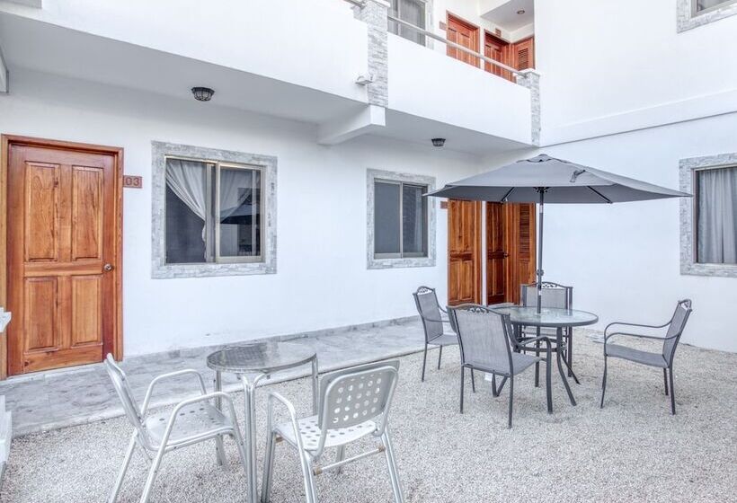 Capital O Hotel Yukon