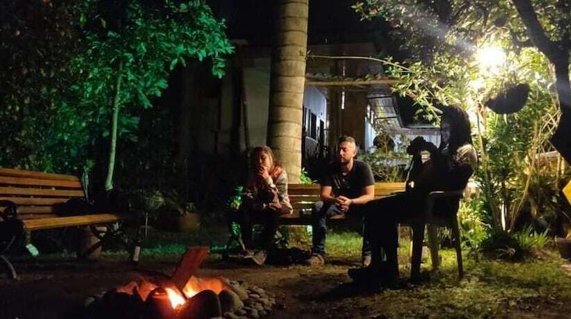 پانسیون Hostal Bremen