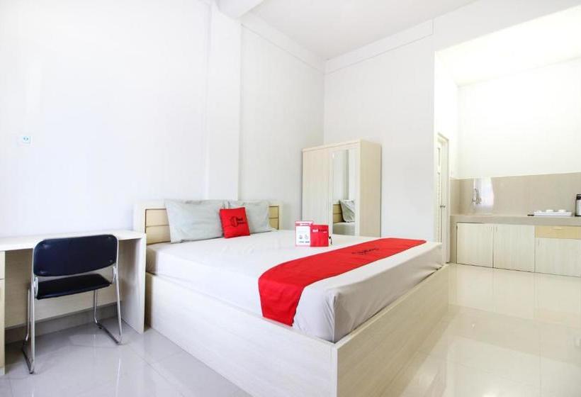 Пансион Griya Izzara Guest House Syariah