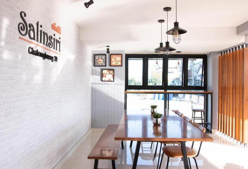 Salinsiri At Lat Krabang