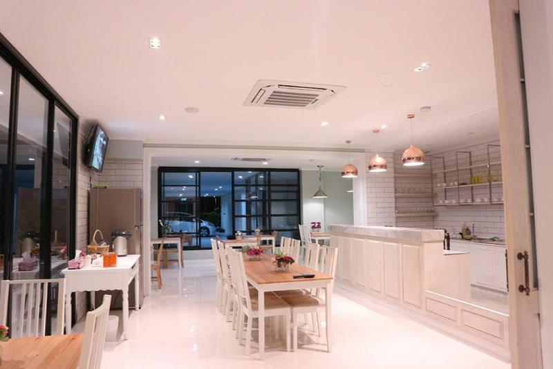 168 Studio Hotel Ubon Ratchathani