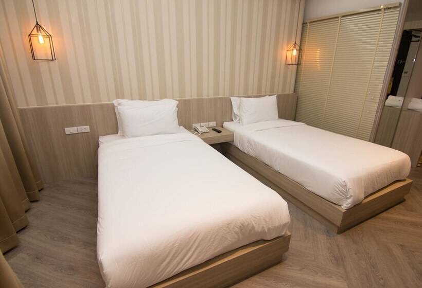 168 Studio Hotel Ubon Ratchathani