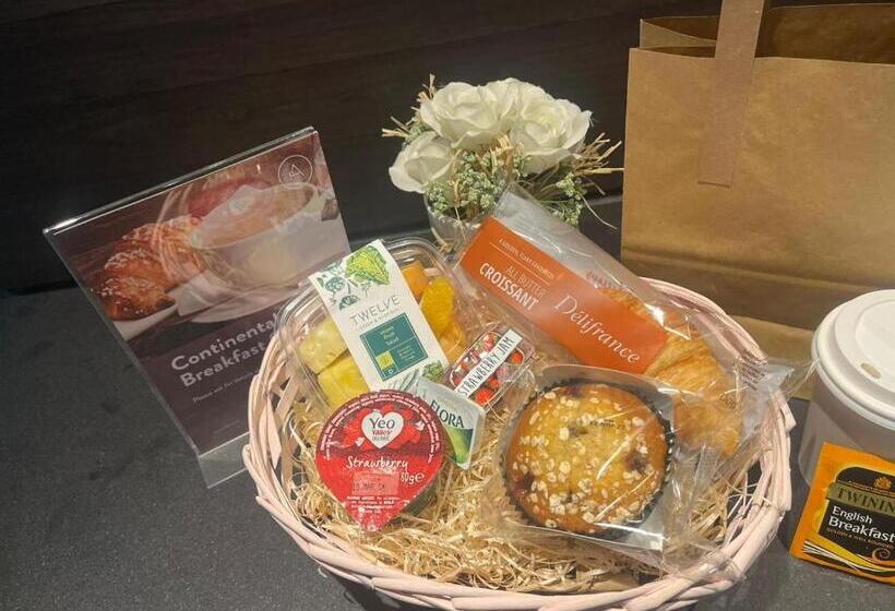 Aerotel London Heathrow, Terminal 2 & Terminal 3