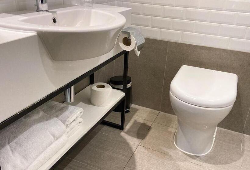 Aerotel London Heathrow, Terminal 2 & Terminal 3