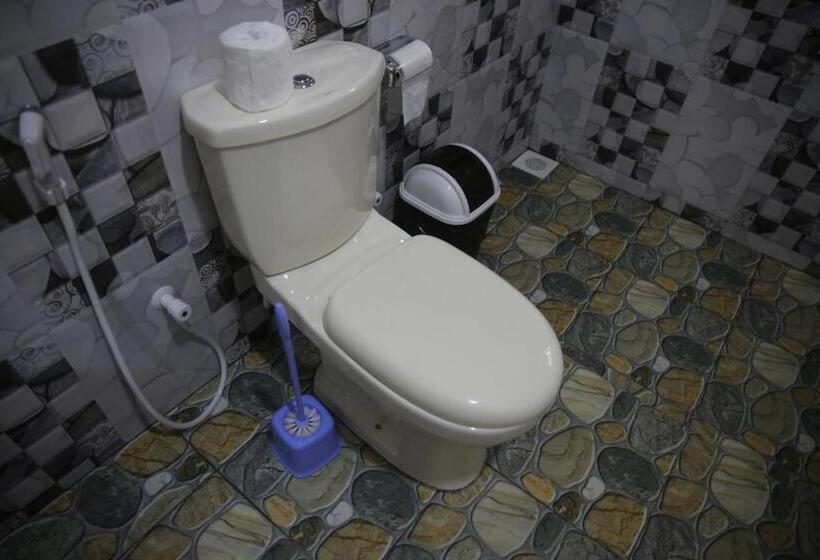 Another World Hostel Sigiriya