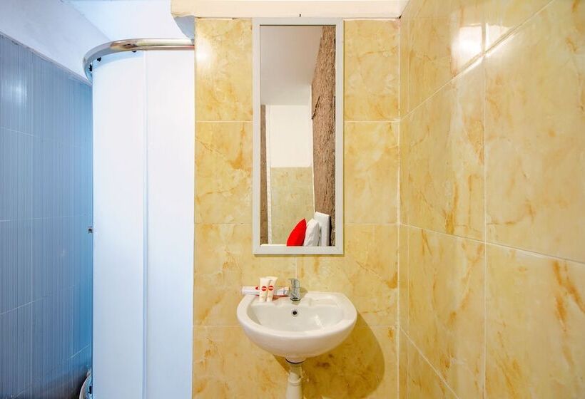 هاستل Pondok Damai Syariah By Oyo Rooms