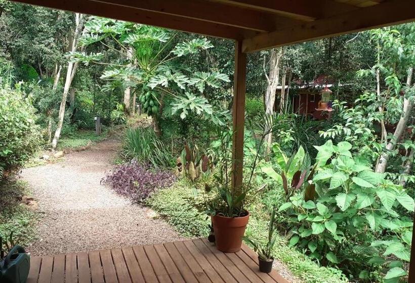 호스텔 Yateí House