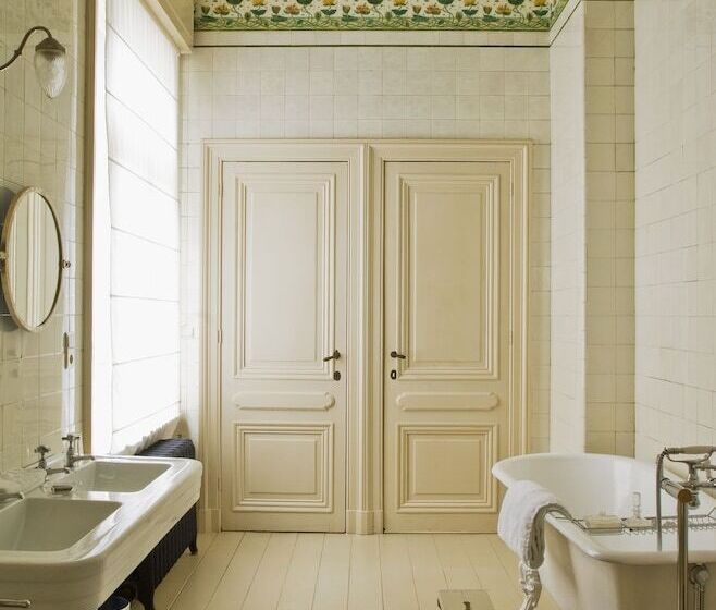 مبيت وإفطار Boulevard Leopold Rooms & Suites