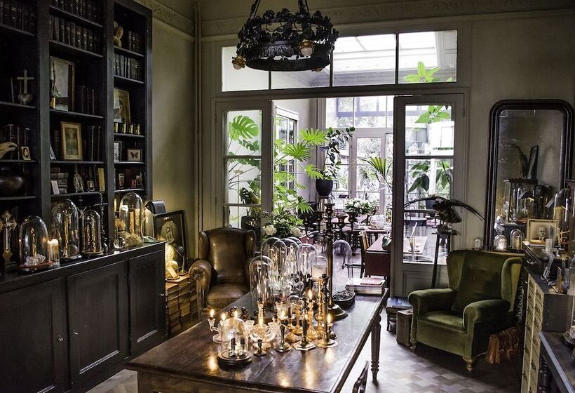 مبيت وإفطار Boulevard Leopold Rooms & Suites