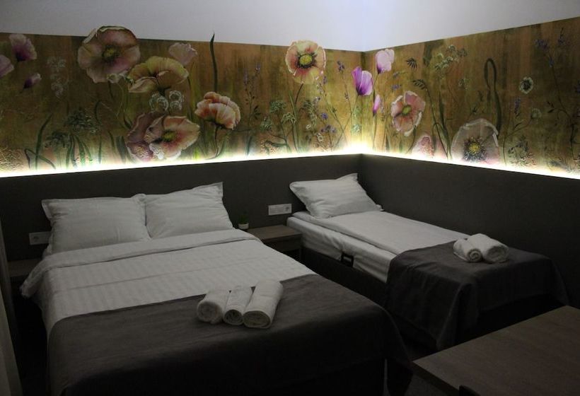 민박 Family Fewo Sibiu