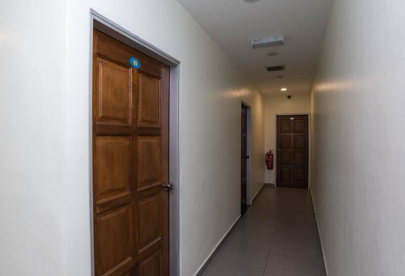 Bluewater Hotel 2 By Oyo Rooms