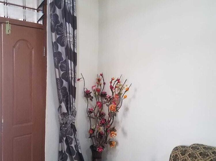 Bright Hotel & Suites