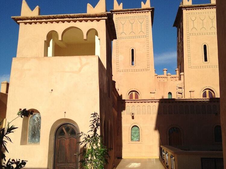 مسافرخانه Kasbah Titrit