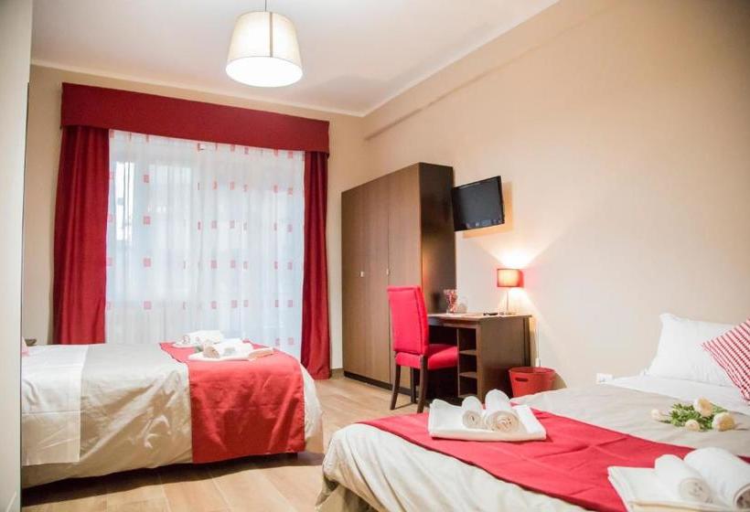 פונדק Vatican Suite 383