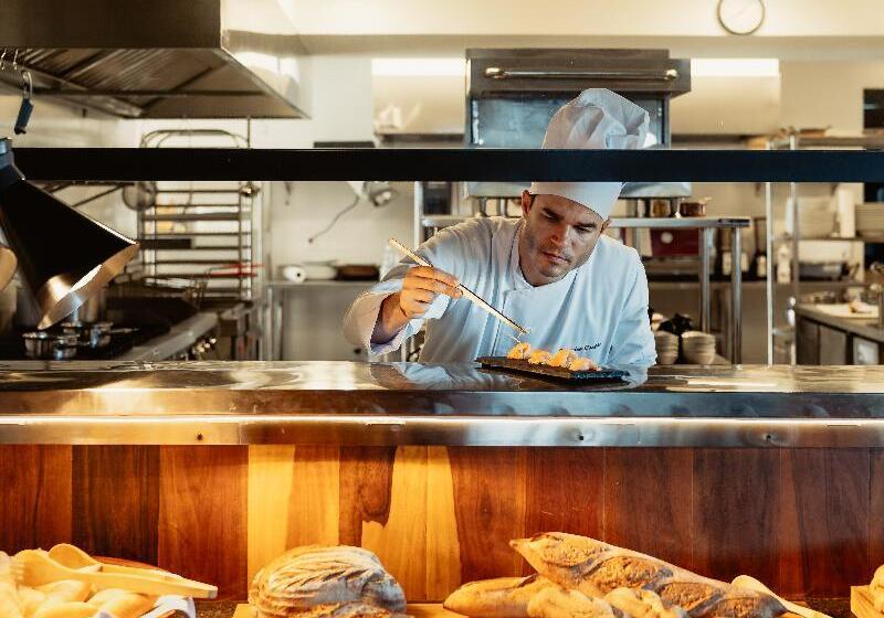 هتل Zendaya Resort Beach Sport & Spa